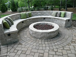 Fire Pits & Fireplaces